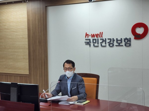 건강보험공단 약제관리실 정해민 실장이 전문기자협의회와 기자간담회를 진행하고 있다. 