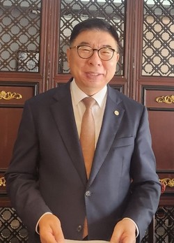 박영달 회장이 대한약사회장 선거 출마 의사를 밝혔다. 