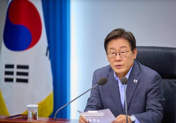 이재명 대통령이 국무회의에서 발언하고 있다.  사진=대통령실 자료