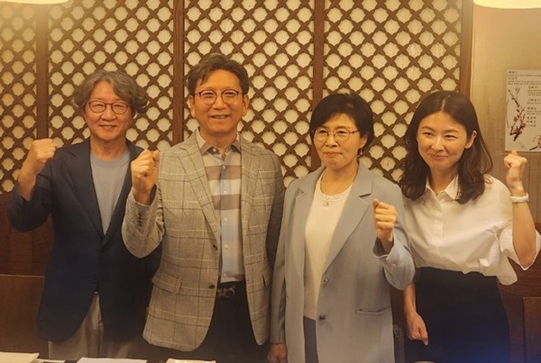 (좌측부터)대한재활병원협회 이상운 회장, 우봉식 이사장, 김연희 회장, 일산복음재활병원 최성혜 원장. 사진=이소영 기자.