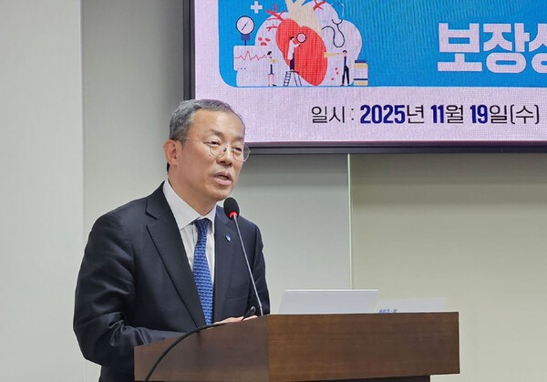 정욱진 가천대 의과대학장이 심장질환 보장성 격차와 제도 공백을 지적하고 있다.