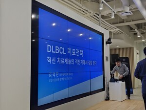 "20년 표준 뒤집힌다"…로슈, DLBCL 치료판 흔드는 신약전략은?